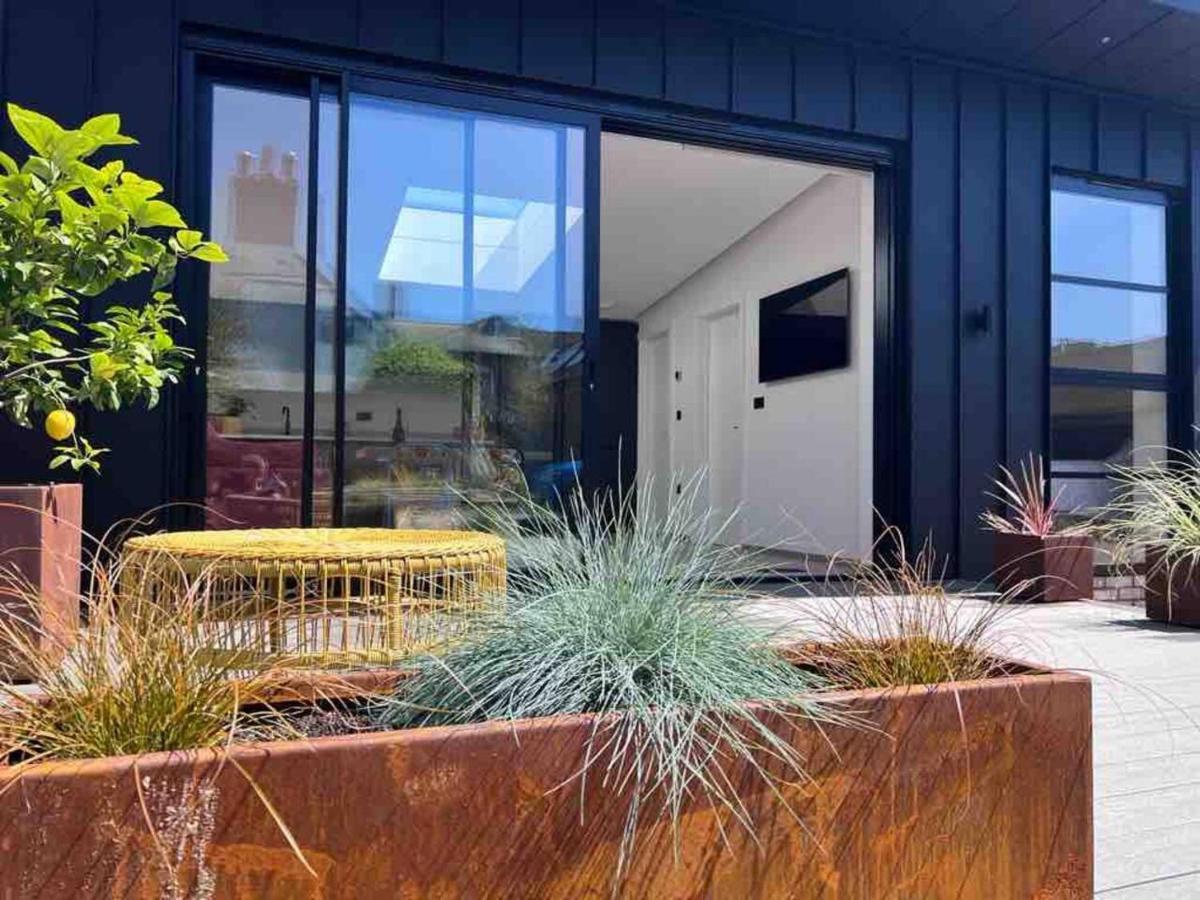 Modern Design, Parking, Central Of Christchurch Exterior foto